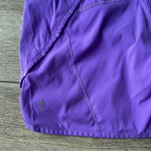 Ivivva by Lululemon Relay Racer Shorts - Picture 6 of 10